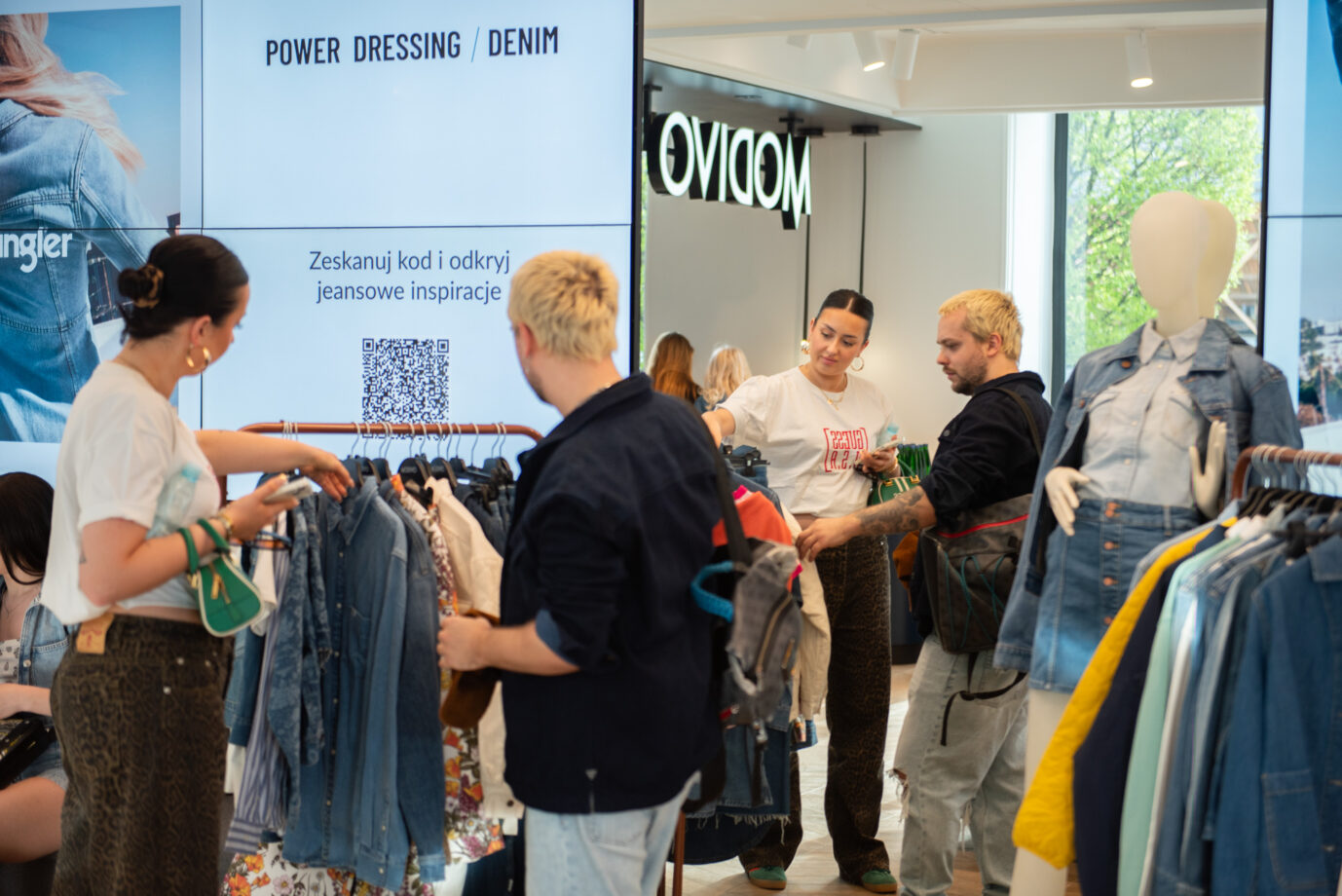 MODIVO Power Dressing Workshops with fashion brands in SS24